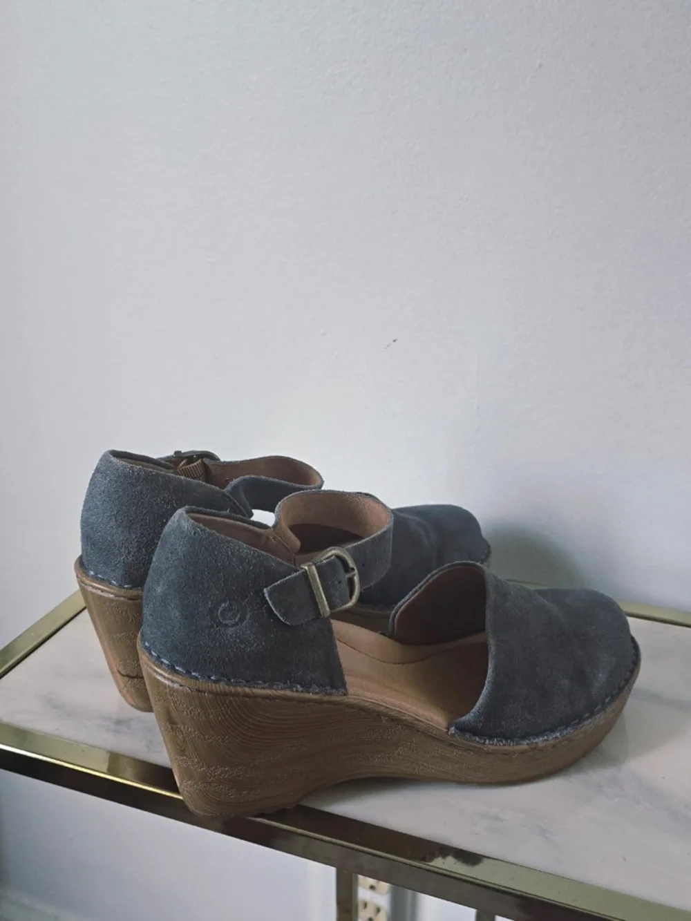 BORN Nellie Buckle Strap Distressed Suede Platform Wedge Clog Size 9M Dark Blue